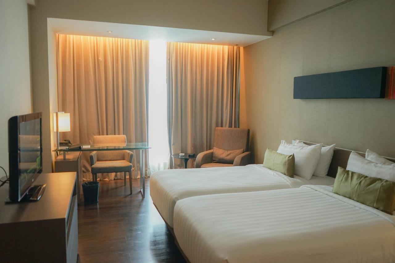The Premiere Hotel Pekanbaru Luaran gambar