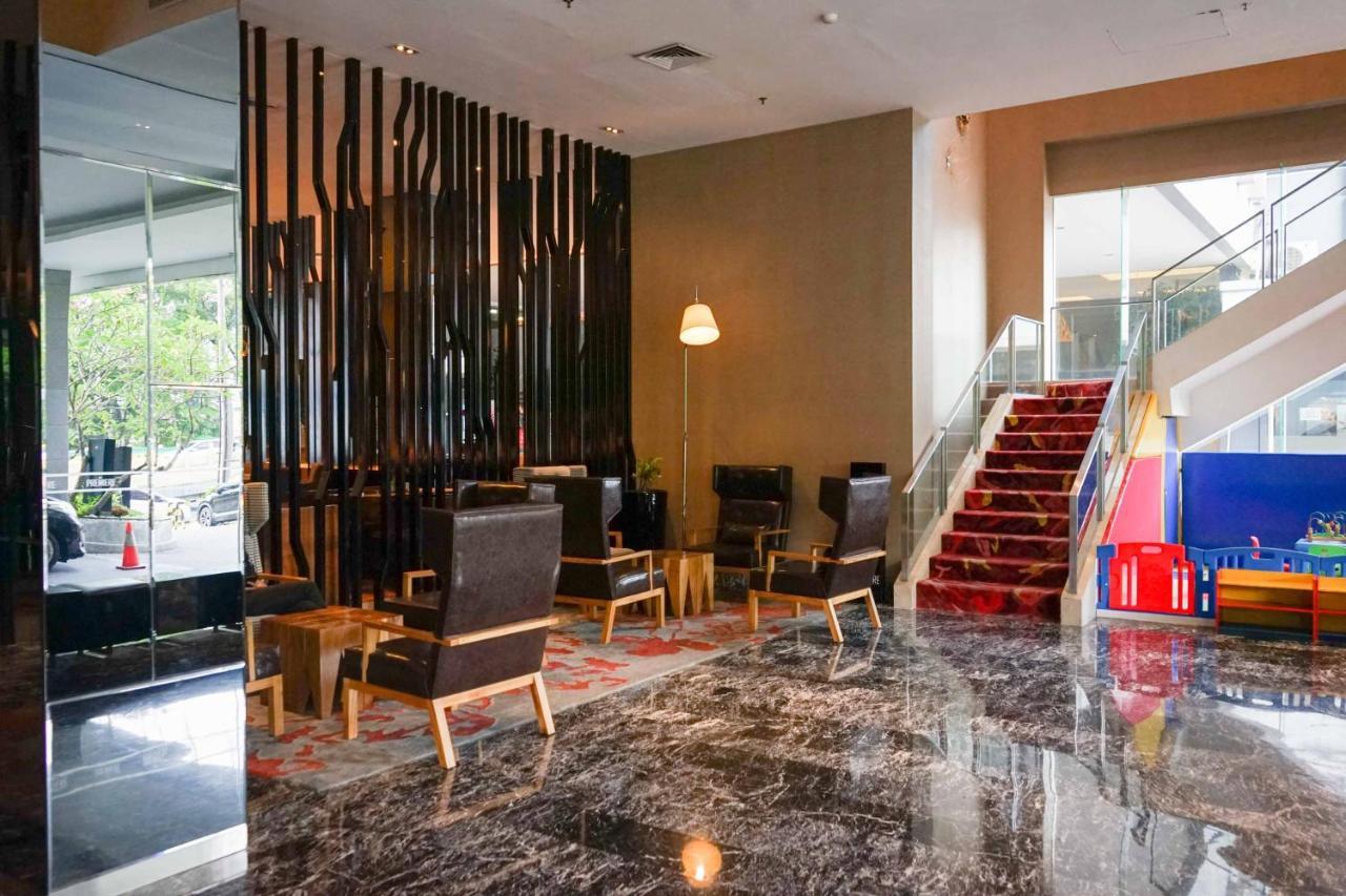 The Premiere Hotel Pekanbaru Luaran gambar