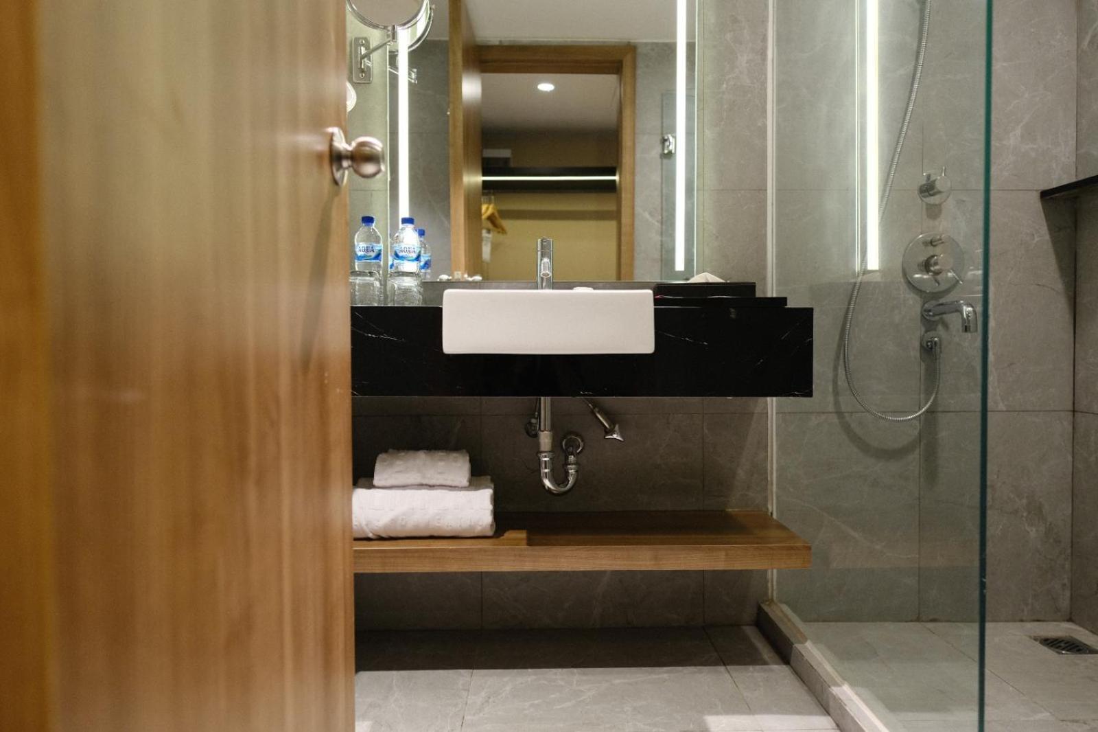The Premiere Hotel Pekanbaru Luaran gambar