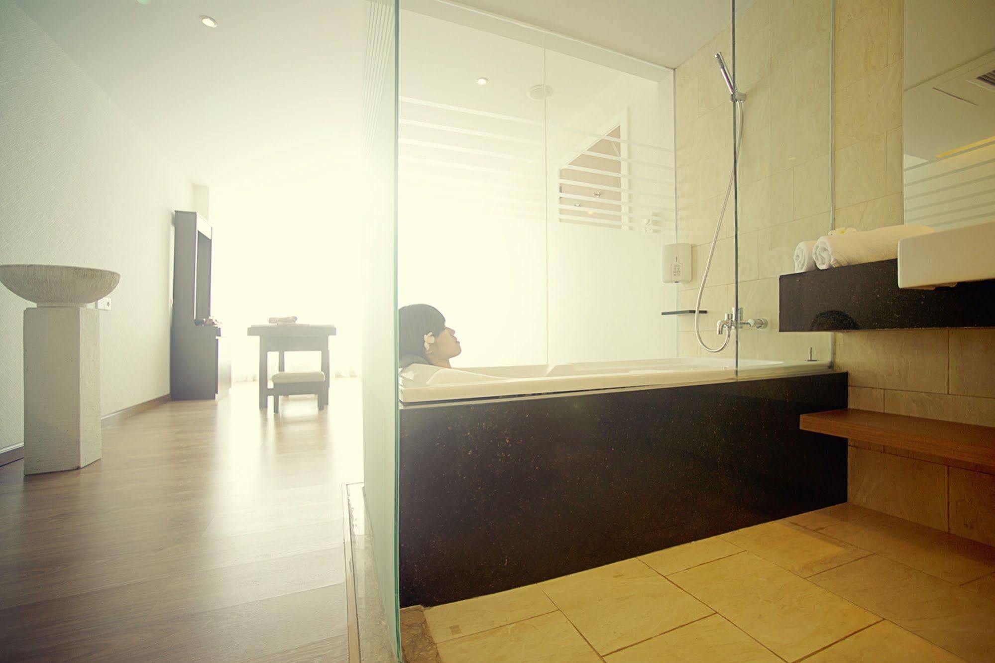 The Premiere Hotel Pekanbaru Luaran gambar